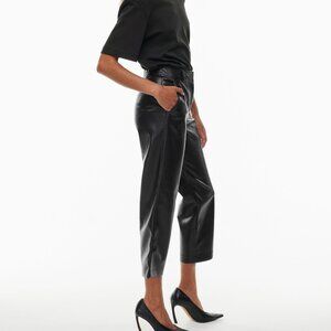 ARITZIA - Babaton Command Cropped Pant - Mid-rise Vegan Leather - Black - size 0